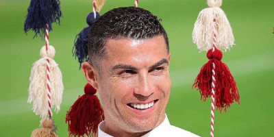 Cristiano Ronaldo Unggah Ucapan Eid Mubarak, Netizen Indonesia Langsung Tanya “Kapan Login”