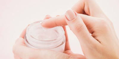 5 Kandungan Moisturizer Terbaik untuk Wajah Berminyak, Hati-Hati Jangan Salah Pilih!