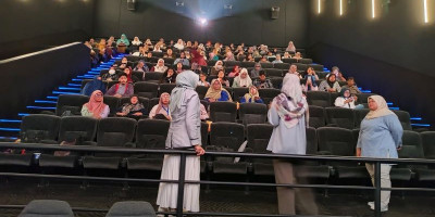 Berkolaborasi dengan ParagonCorp, Keluarga Kita Luncurkan Beasiswa Program Sekolah Rangkul Keluarga