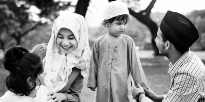 Adab Anak Adalah Tanggung Jawab Orang Tuanya