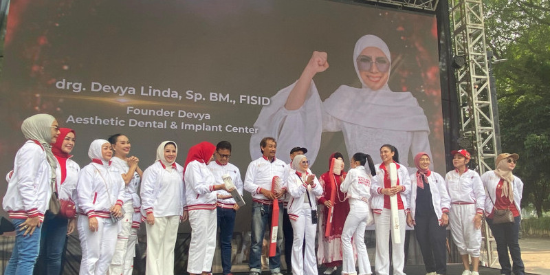 Bakti sosial Devya Aestetic Dental & Implant Center (24/8) di Plaza Tenggara GBK. (FARAH/Bunga)