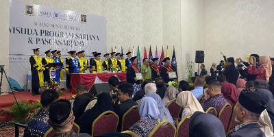 Tanri Abeng University Gelar Wisuda Sarjana dan Pascasarjana: Fokus pada Kepemimpinan Digital dan Kewirausahaan Berkelanjutan