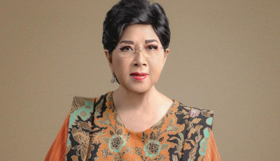 Titiek Puspa Dirawat di ICU, Keluarga Tegaskan Kondisi Masih Stabil