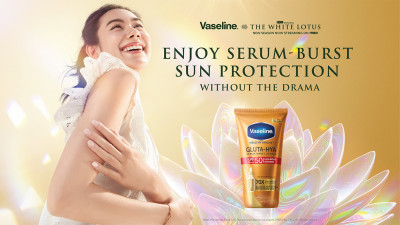 Kampanye Vaseline Gluta-Hya SPF 50 Terinspirasi Serial Original HBO® Populer <i>The White Lotus</i>