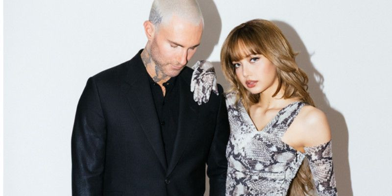 Adam Levine MAROON 5 & Lisa BLACKPINK (Universal Music)