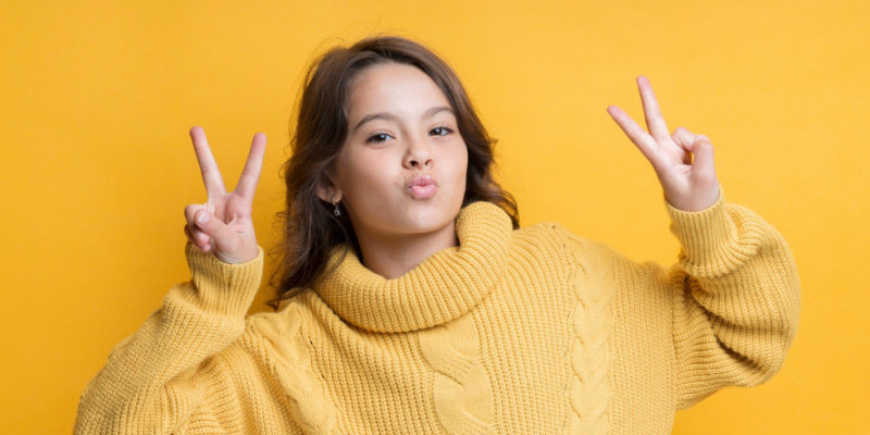 Ilustrasi anak remaja perempuan (Freepik)