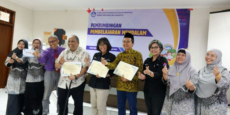 Coaching clinic untuk guru matematika agar bisa mengajar dengan cara menyenangkan dan bebas stres. (Ist)