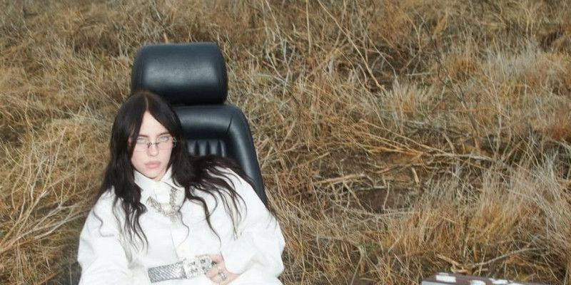 Penyanyi Billie Eilish dalam sebuah sesi pemotretan. (Instagram/@billieeilish)