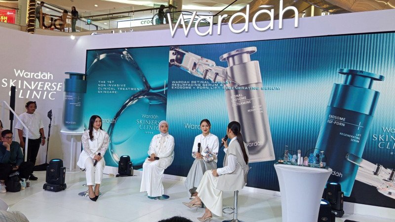 Launching Radiant Resurfacing & Lift Regenerating Serum di Wardah SKINVERSE (25/7) di Kota Kasablanka, Jakarta. (FARAH/Raihana Bilbisyri)