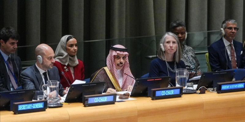 Menlu Arab Saudi Faisal bin Farhan di Markas PBB New York (28/7). (Anadolu)