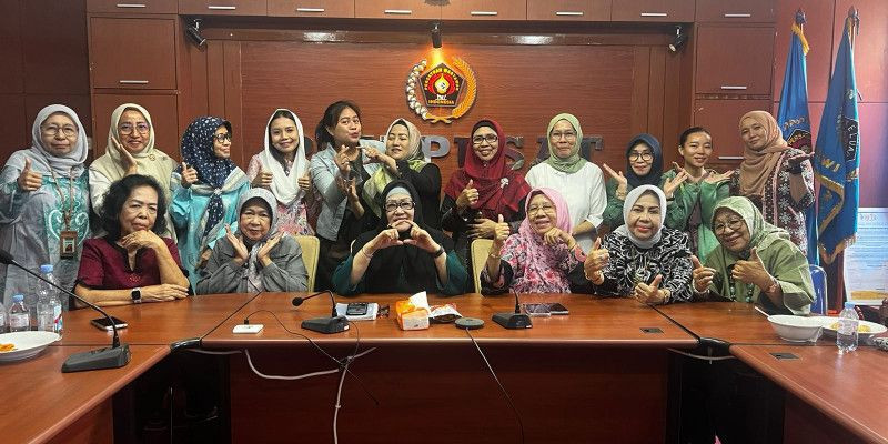 Rapat Pleno Ikatan Keluarga Wartawan Indonesia (IKWI) di gedung Dewan Pers, Jakarta (30/9). (FARAH/ETW)