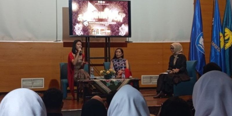 Talkshow inspiratif FASXHIBITION 2025 di UNJ (16/10). (FARAH) Talkshow inspiratif FASXHIBITION 2025 di UNJ (16/10). (FARAH)